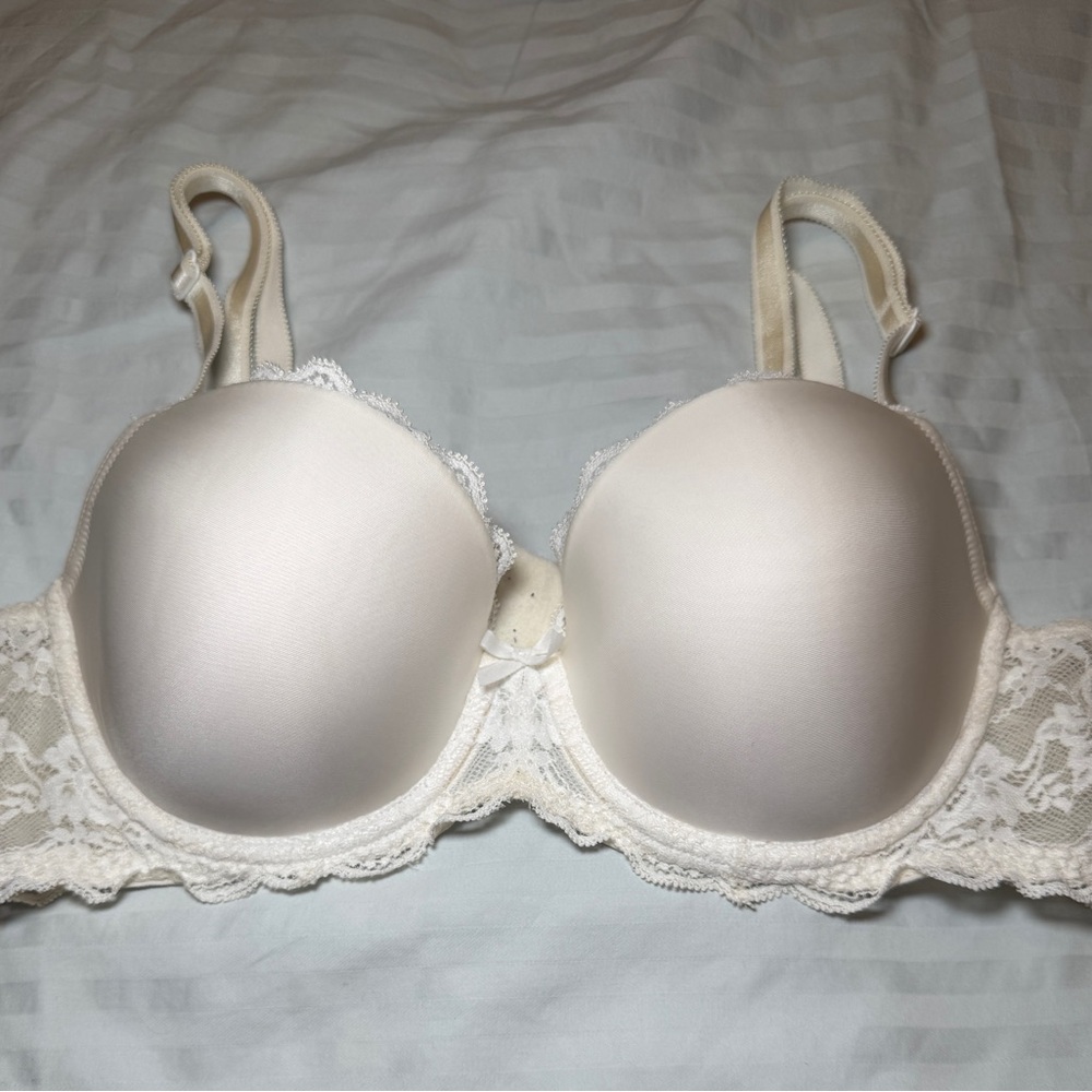Victoria's Secret white push up bra